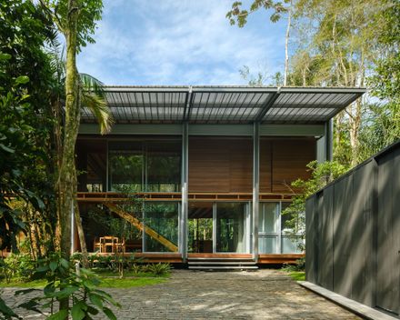 FR House