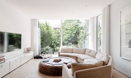 Roxborough House