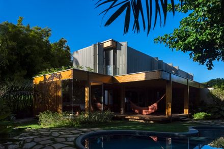 House of Amendoeiras