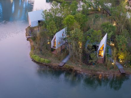 The Cabin of Sails