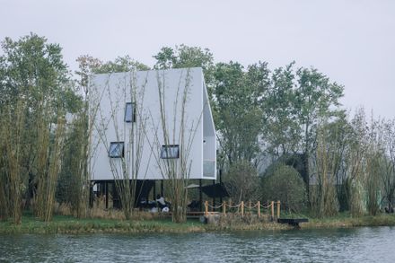 The Cabin of Sails