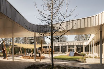 Primary School Lux