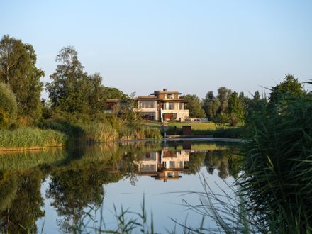 The Houberg Estate