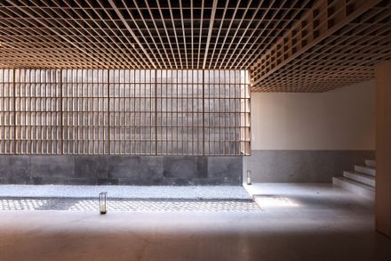 Sunlight Courtyard, Entrance Lobby of Aranya