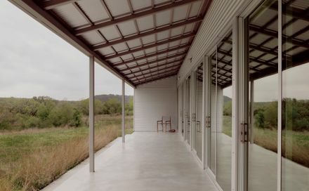 SHED/HOUSE