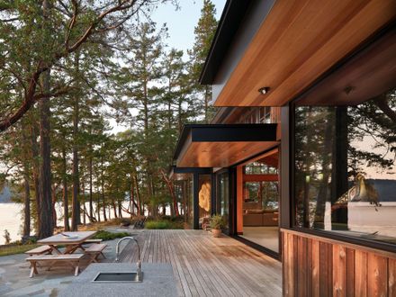 Crane Island Residence