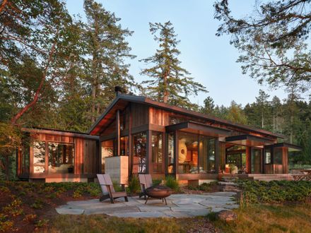 Crane Island Residence