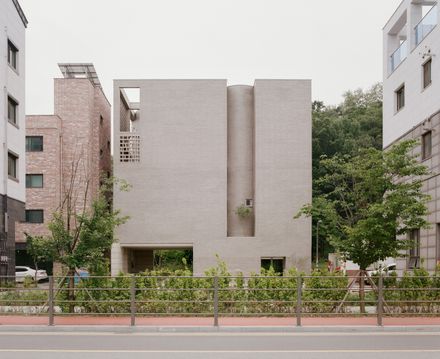 Raw House