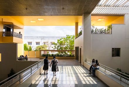 Rainbow International School