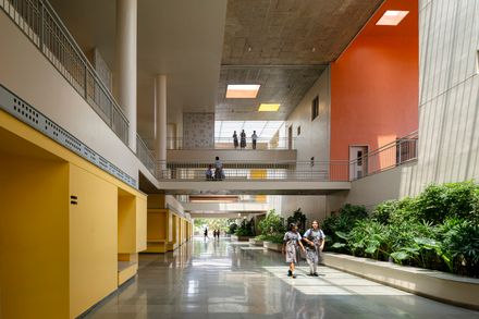 Rainbow International School