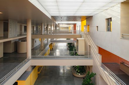 Rainbow International School