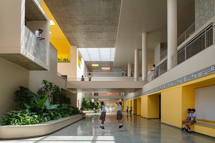 Rainbow International School