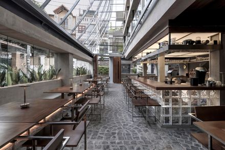Ts VEIL Restaurant