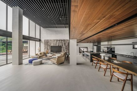 Rendezvous for Four Generations Residence