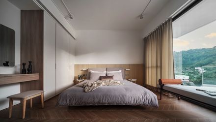 Rendezvous for Four Generations Residence