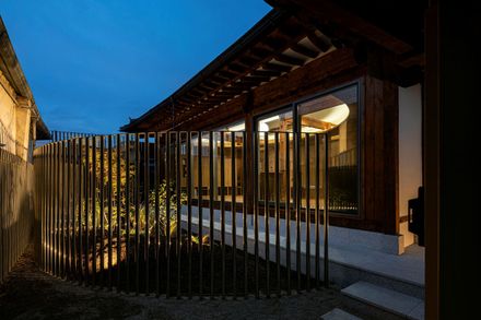 Boundary Residence