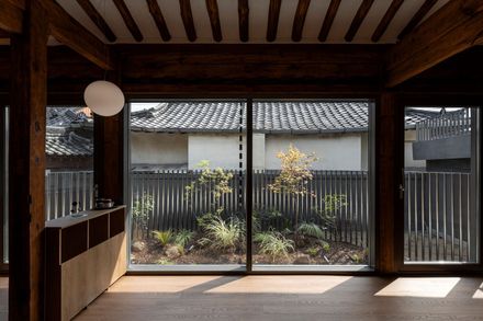 Boundary Residence