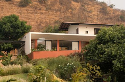 Villa Prakriti