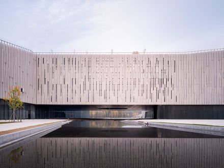 Yellow River National Museum Building and Park