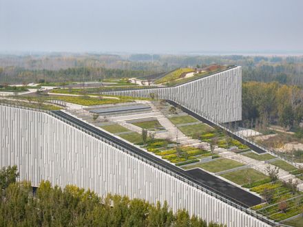 Yellow River National Museum Building and Park