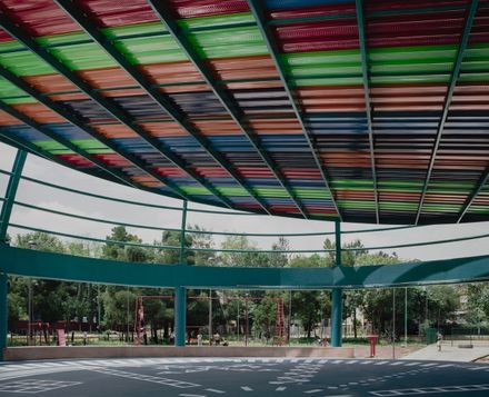 UH INFONAVIT Iztacalco Housing Unit and Public Space