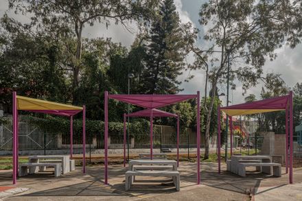 UH INFONAVIT Iztacalco Housing Unit and Public Space