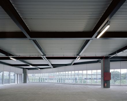 Mobilis Automotive Building