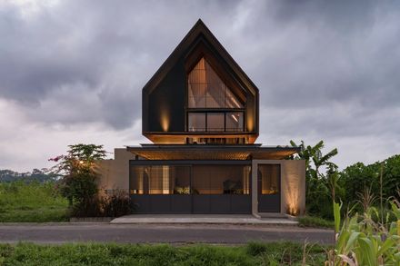 Soil and Sand Villa