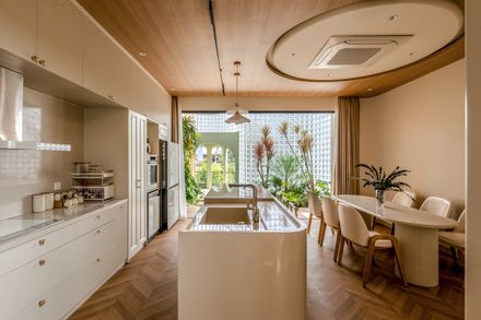 Crystal Pavilion House