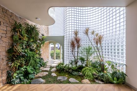 Crystal Pavilion House