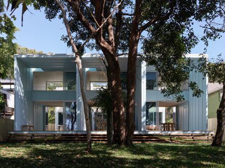 Blok Three Sisters House