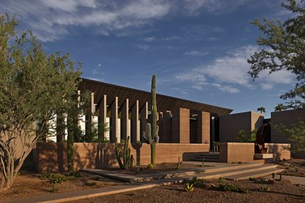 Desert Fairway Residence