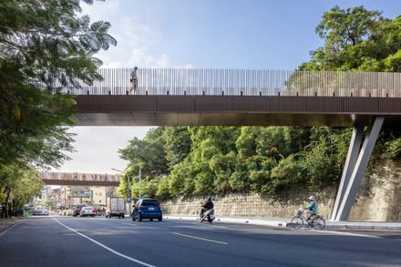 Old Fongshan City Wall Historic Route
