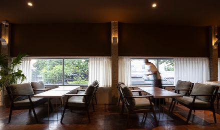HỚP Cafe