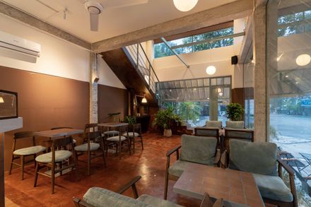 HỚP Cafe