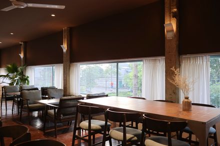 HỚP Cafe