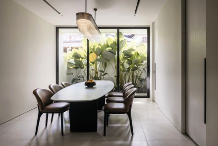 House of Dancing Light / Freight Architects