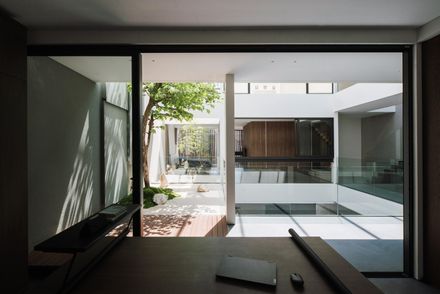 DK.52 House / Studio Avana