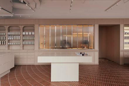 Living Beauty Retail Shop
