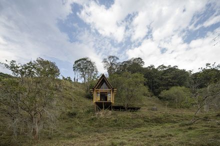 Lamarilla Reforestation House