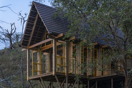 Lamarilla Reforestation House