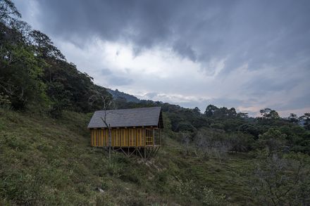 Lamarilla Reforestation House