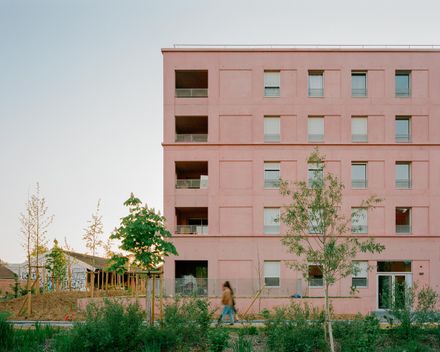 ES3 Collective Housing