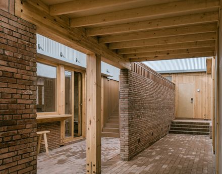 Full Chestnut Terrace