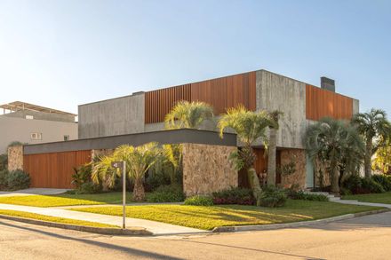 Basca House