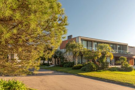 Basca House