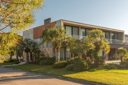 Basca House