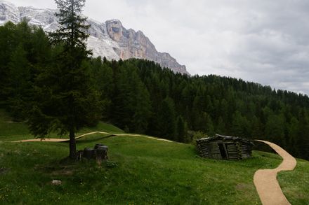 Trace Of Land