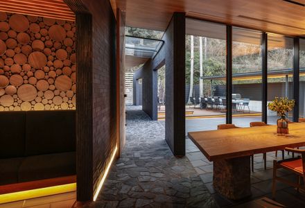 River Sea Villa