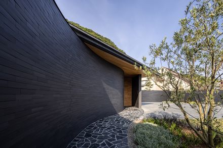 River Sea Villa
